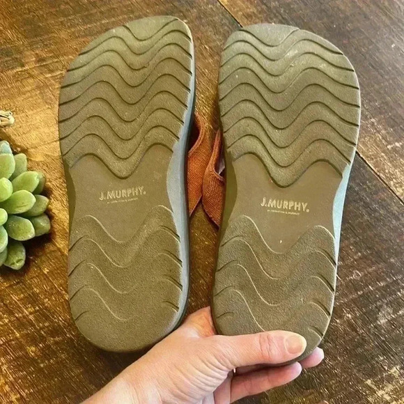 J.MURPHY | Rust Color Canvas Flip Flop Sandals - Picture 5 of 6